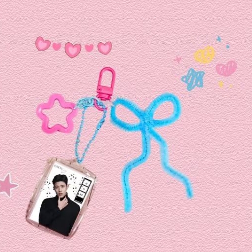 พวงกุญแจโอปป้าเกาหลี Lee Chae Min bagcharm พวงกุญแจขนนกลวด