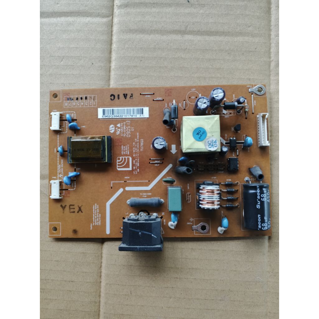 MOBO MONITOR LG PLATRON L177WBS