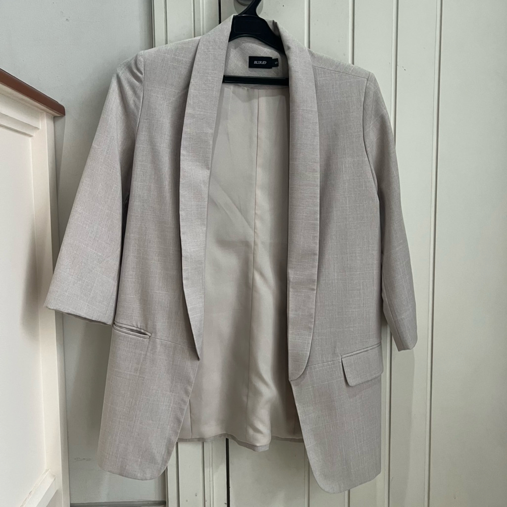 Like New BLZR.ID Blazer Luxee Beige Khaki Oat