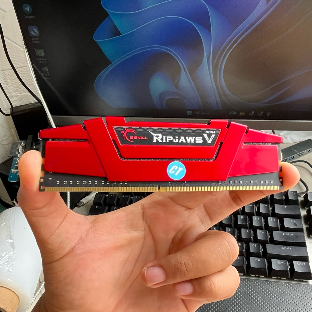 RAM GAMING G.SKILL RIPJAWS V 4GB 2400MHZ DDR4 LONGDIMM