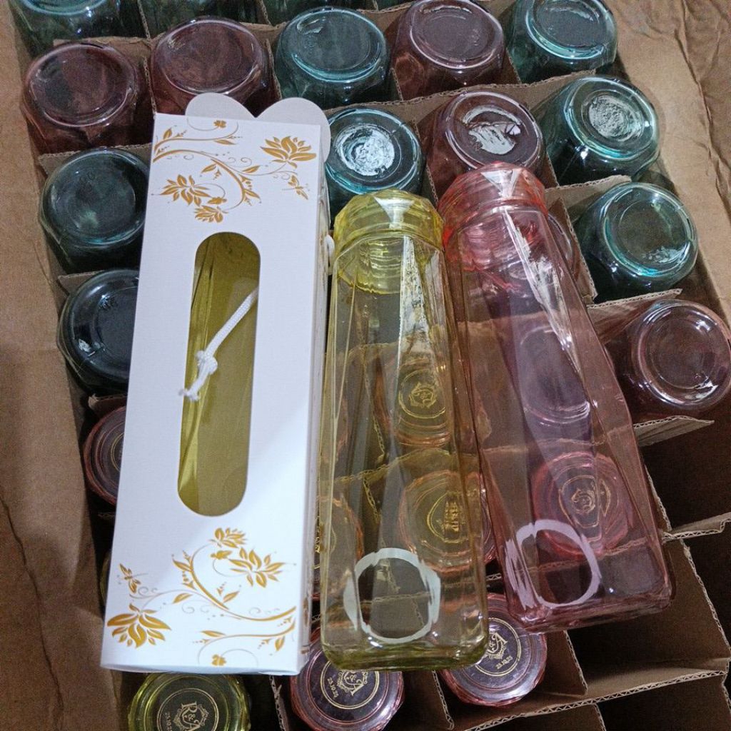 ขวดแก้ว CRYSTAL CUSTOM WITH NAME, SOUVENIR BOX PACKAGING / ขวดถ้วย