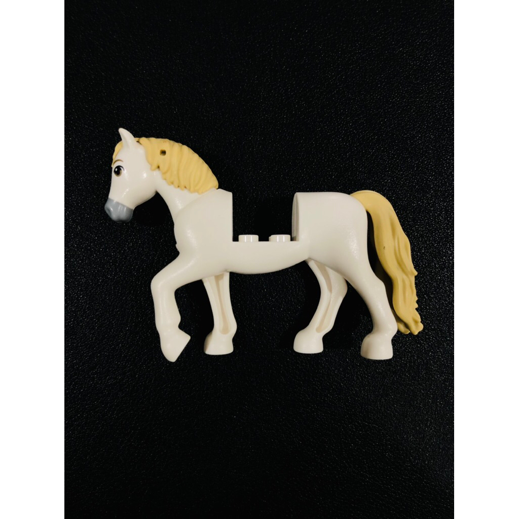 Lego Animal - 69820c01pb07 - ม้าขาว สไตล์เพื่อนที่มี 2 x 2 Cutout และคอเคลื่อนย้ายได้พร้อมหางตาลยางย