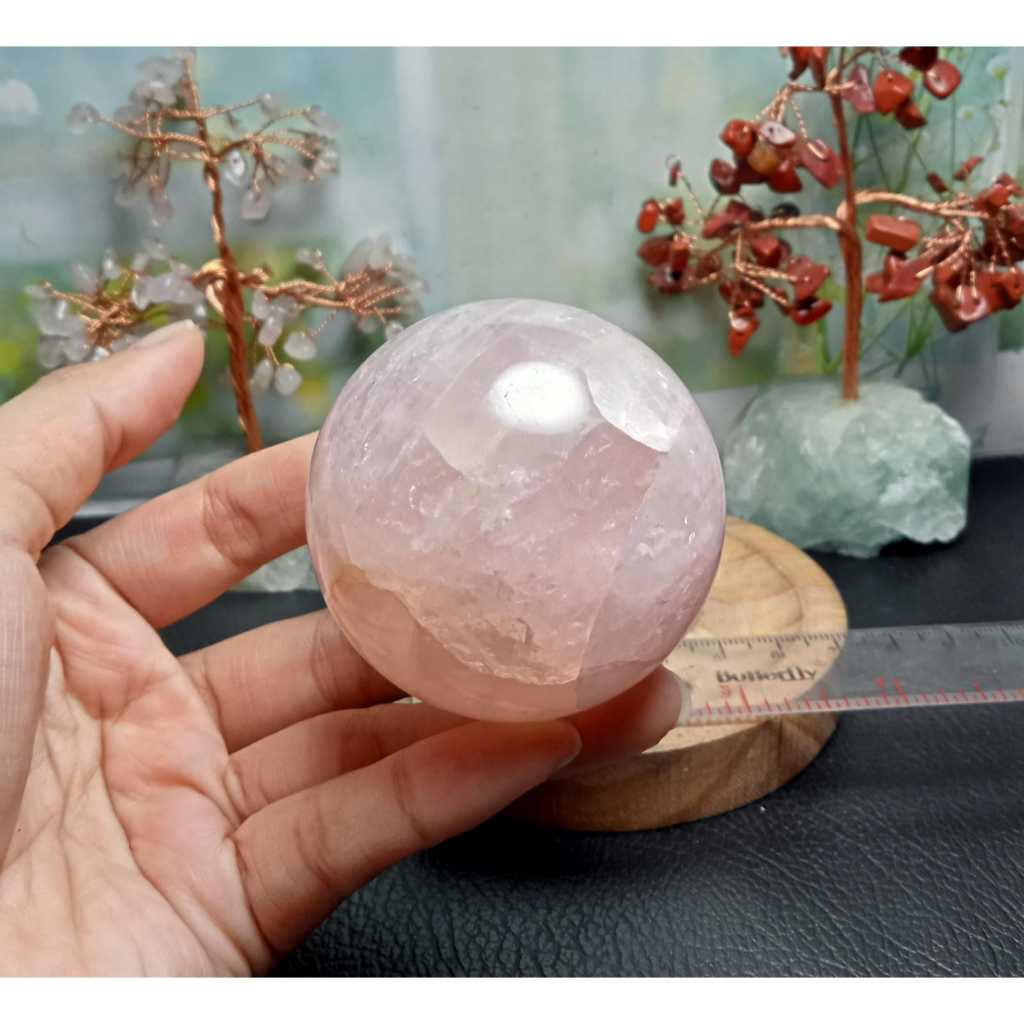 Natural Rose Quartz Sphere มาดากัสการ์ TOP GRADES (8)