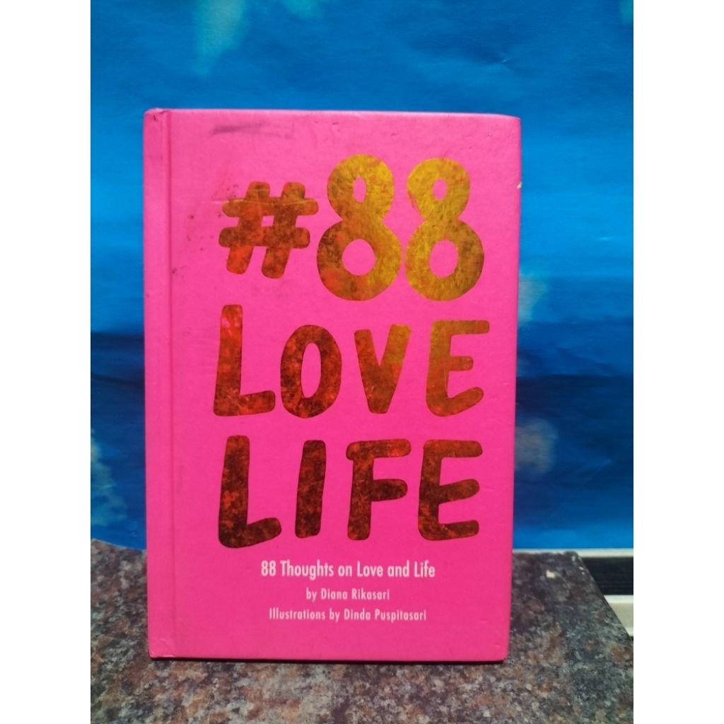 หนังสือมือสอง 88 LOVE LIFE DIANA RIKASARI