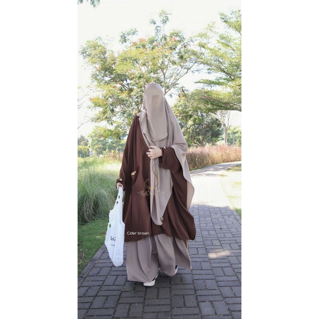 YUURI TUNIC SET BY LA OUTFIT วัสดุพรีเมี่ยม