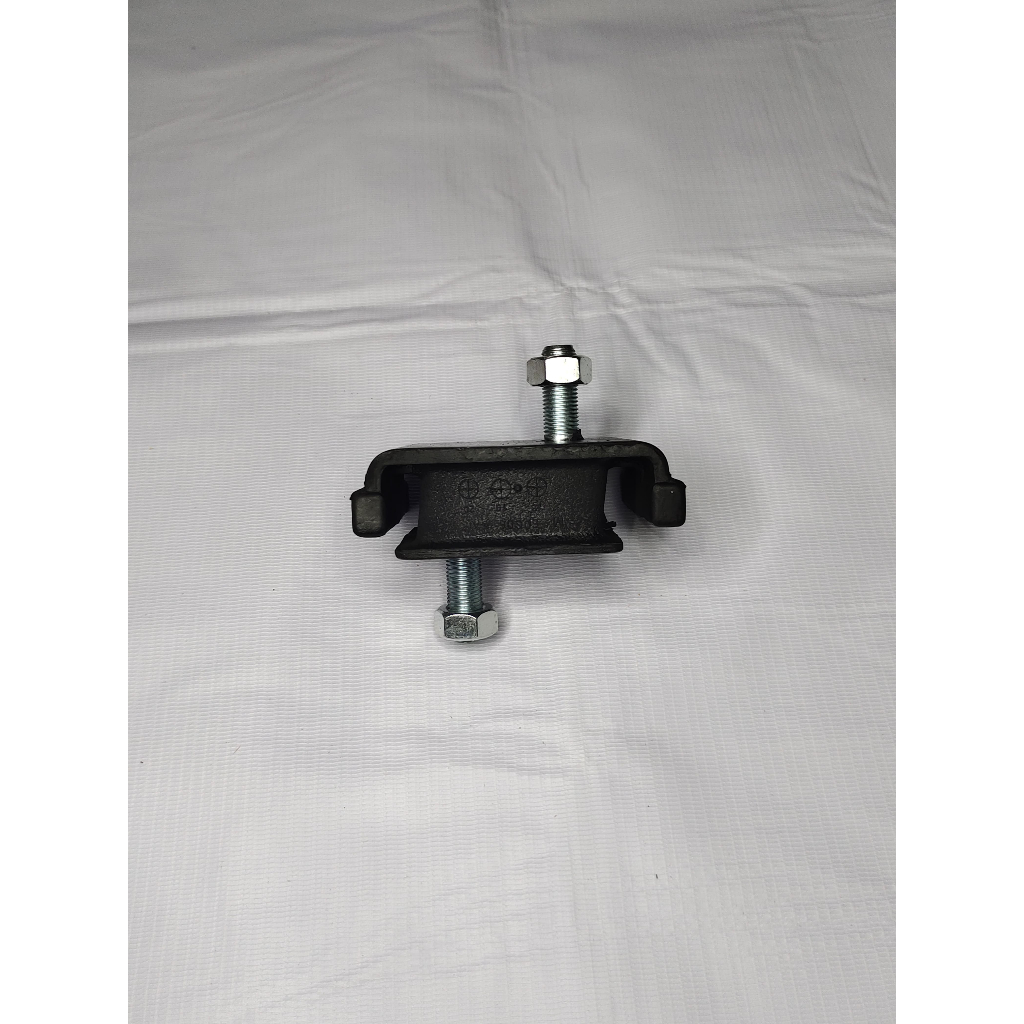 MESIN (FORKLIFT) ยางตีนผีเครื่องยนต์ 12361-26601-71/T-8FD-30