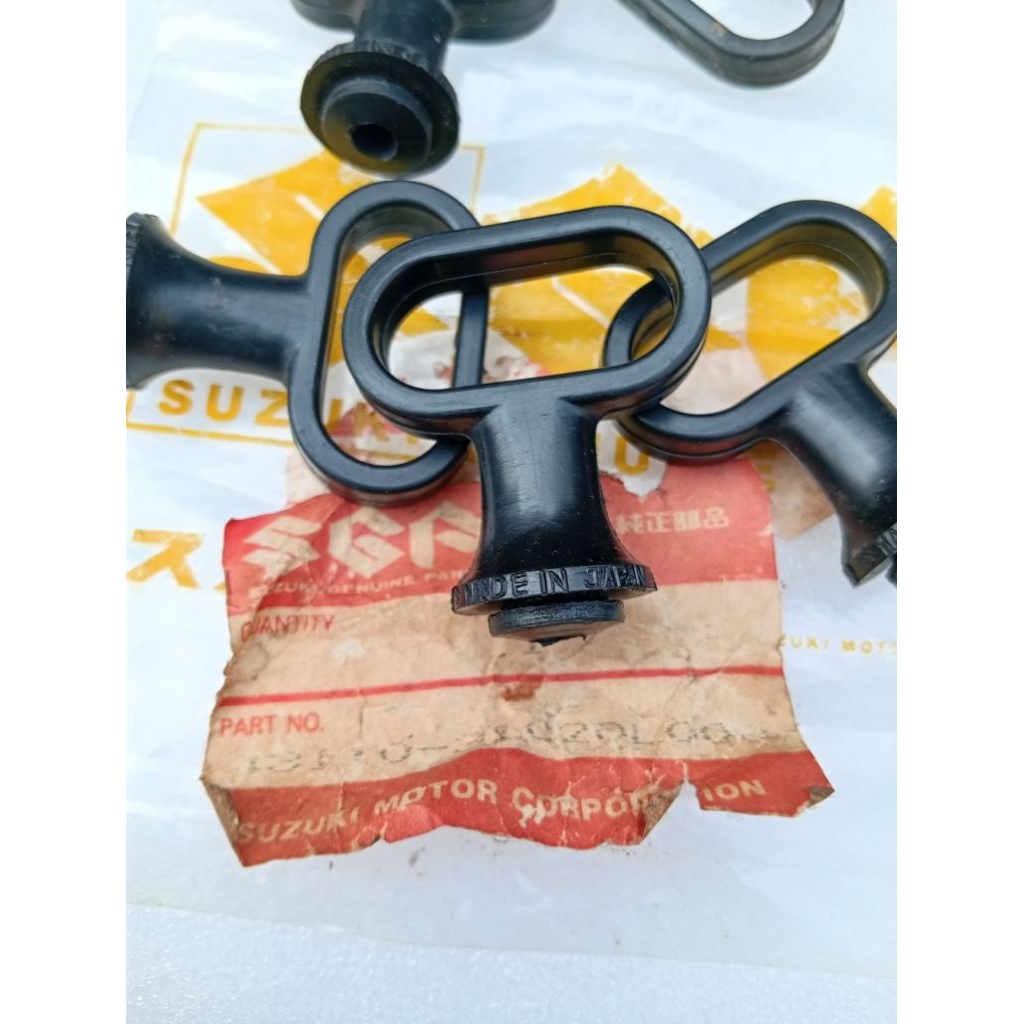 Stay bracket สายวัดความเร็ว Suzuki Satria 2T Shogun smash axlo RGX120 RGV120 RU120 RU110 original JA