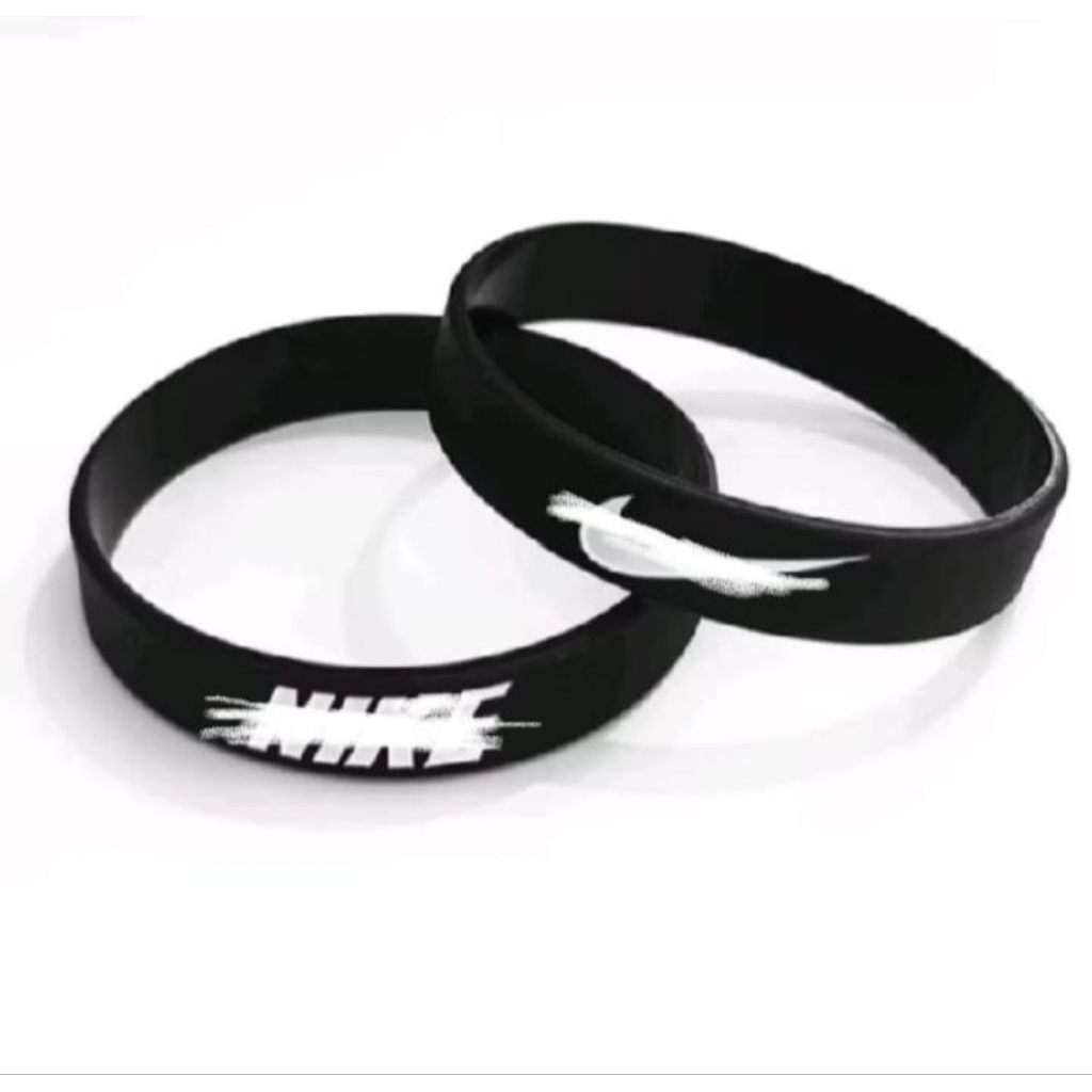 สร้อยข้อมือยางคุณภาพโลโก้เครื่องแต่งกาย- 4D1D45 N1K3 PUM4 R33B0K N8 U4 M1ZUN0