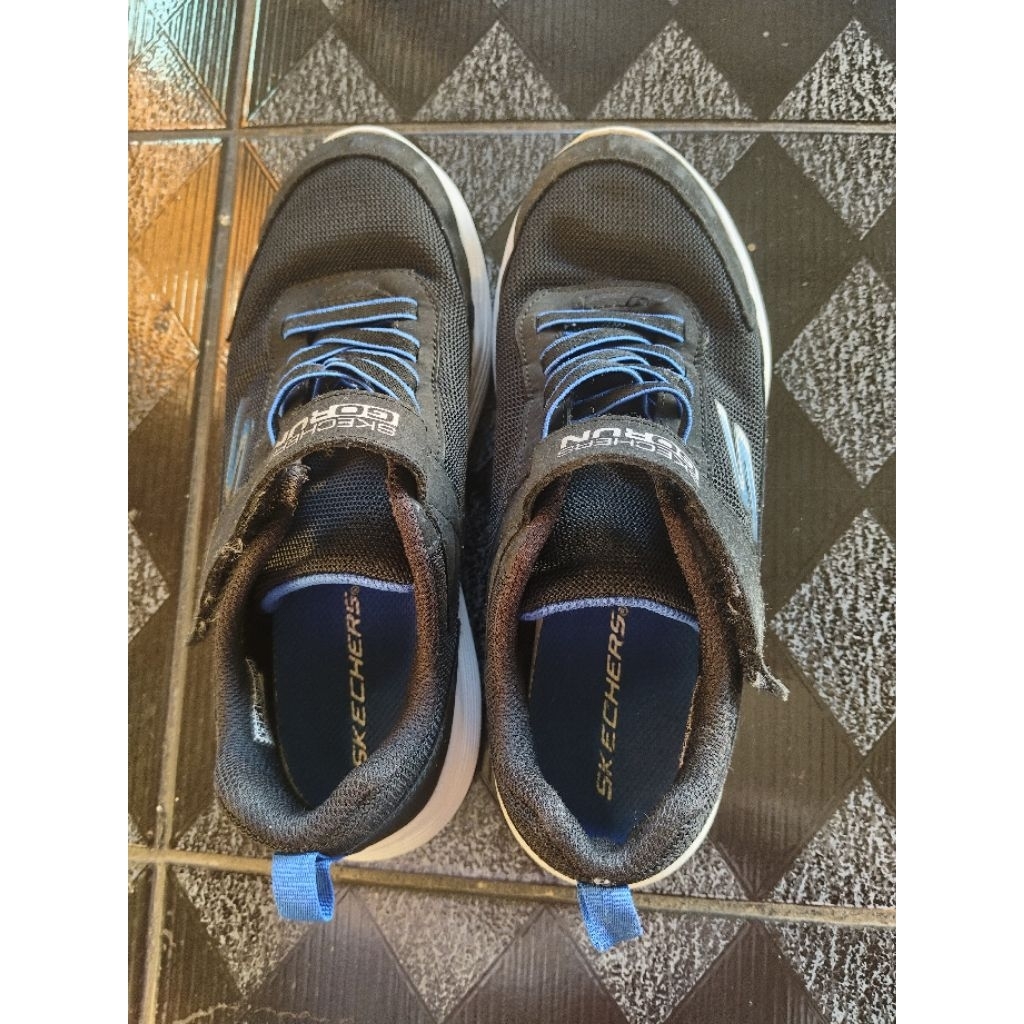 Skechers go run Preloved Kids Shoes 37