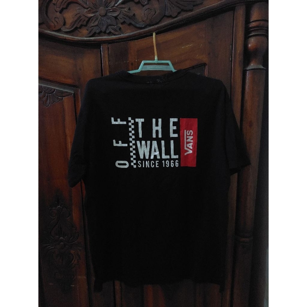 เสื้อยืด Vans*******