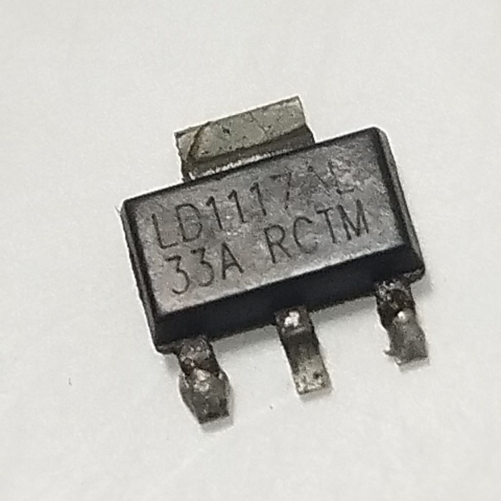IC LD1117AL 33******