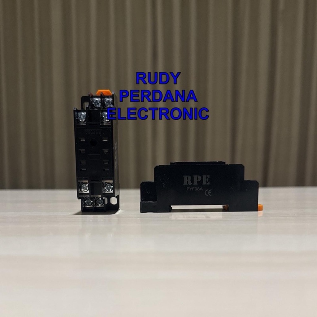 ซ็อกเก็ตซ็อกเก็ต PYF08A PYF08 8P 8 PIN RELAY FOOT MY2 MY2N HH52P TIMER H3Y2 H3Y-2 RPE