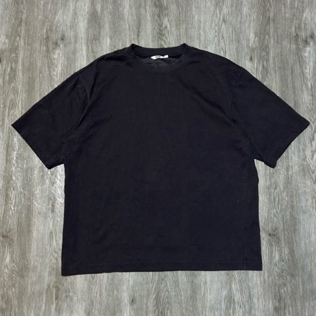 เสื้อยืด UNI AIRISM*