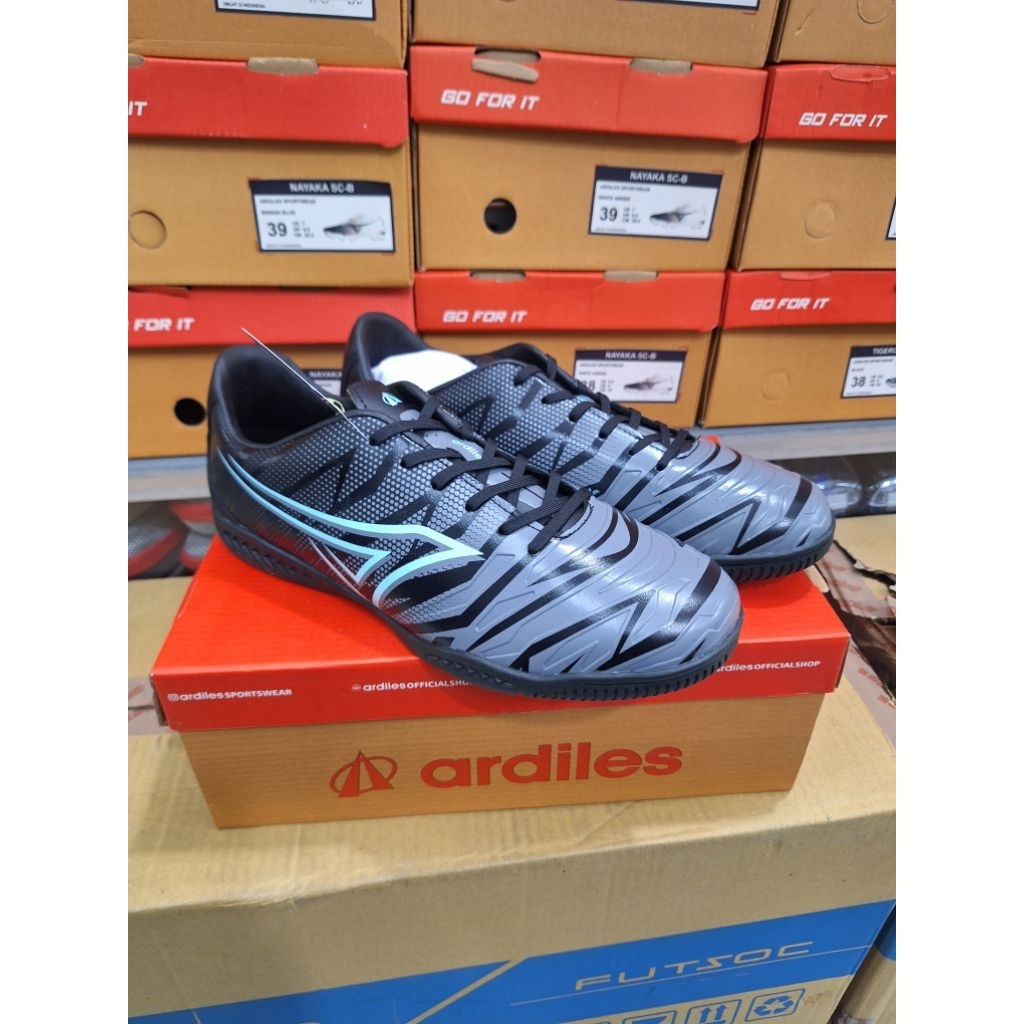 รองเท้า ARDILES TIGERCLAN FUTSAL ดั้งเดิม / รองเท้า MINISO / รองเท้า FUTSAL ที่ดี