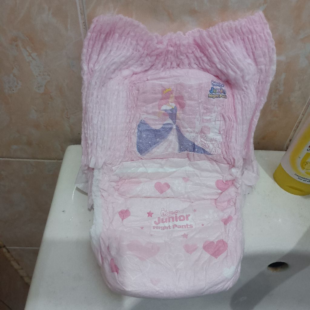(Repack) JNP 2XL / XXL Girl RETAIL SINGLE Mamypoko Junior Night pants Diaper Boys Diaper Repac repak