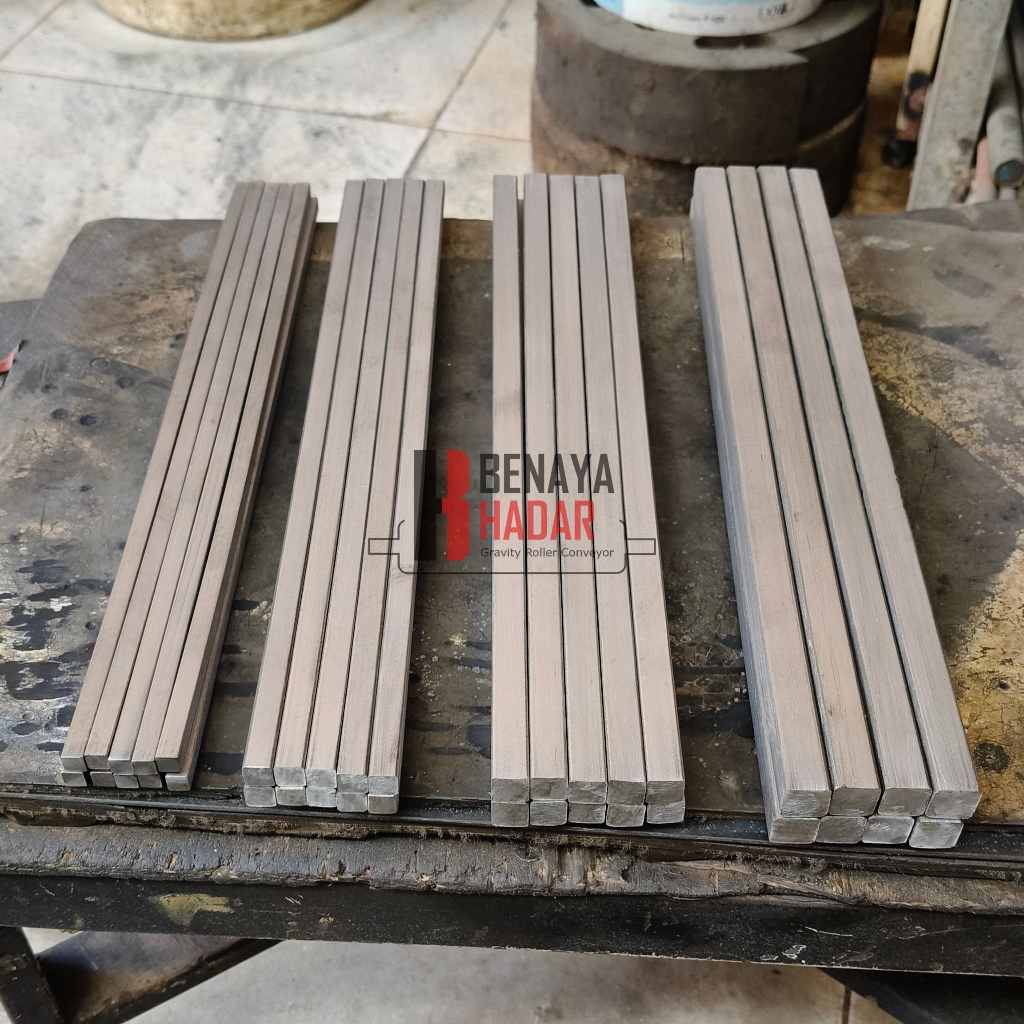 Spie Iron 8 mm x 8 mm x 300 mm Spie Iron Spie Rod Spi Peg