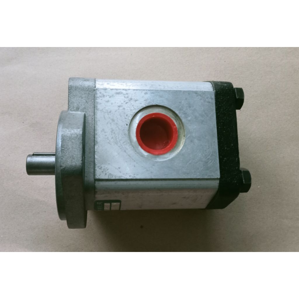 ปั๊มเกียร์ CBT-F31, Speed (r/min) : Rate 2000, Max 3000, Min 600 Disp. (Ml/r) : 10 Pressure (Mpa) : 