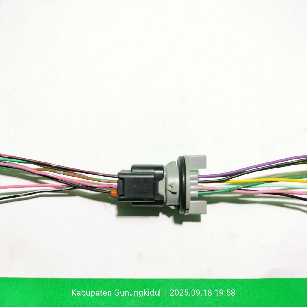 ปลั๊กสายไฟหน้า 8 SET Vario 125 150 LED PCX 150 LED