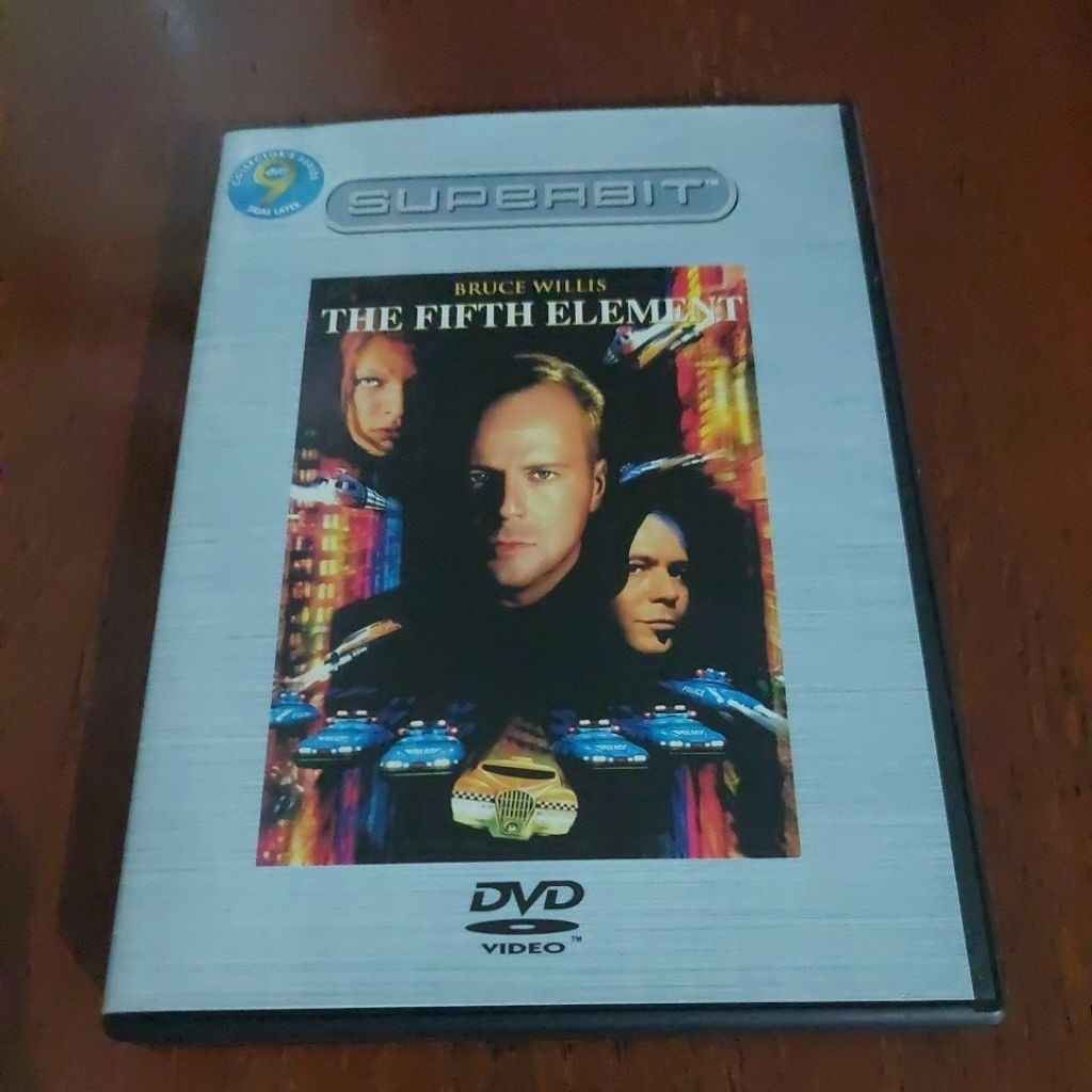 ( DVD ) " THE FIFTH ELEMENT " BRUCE WILLIS