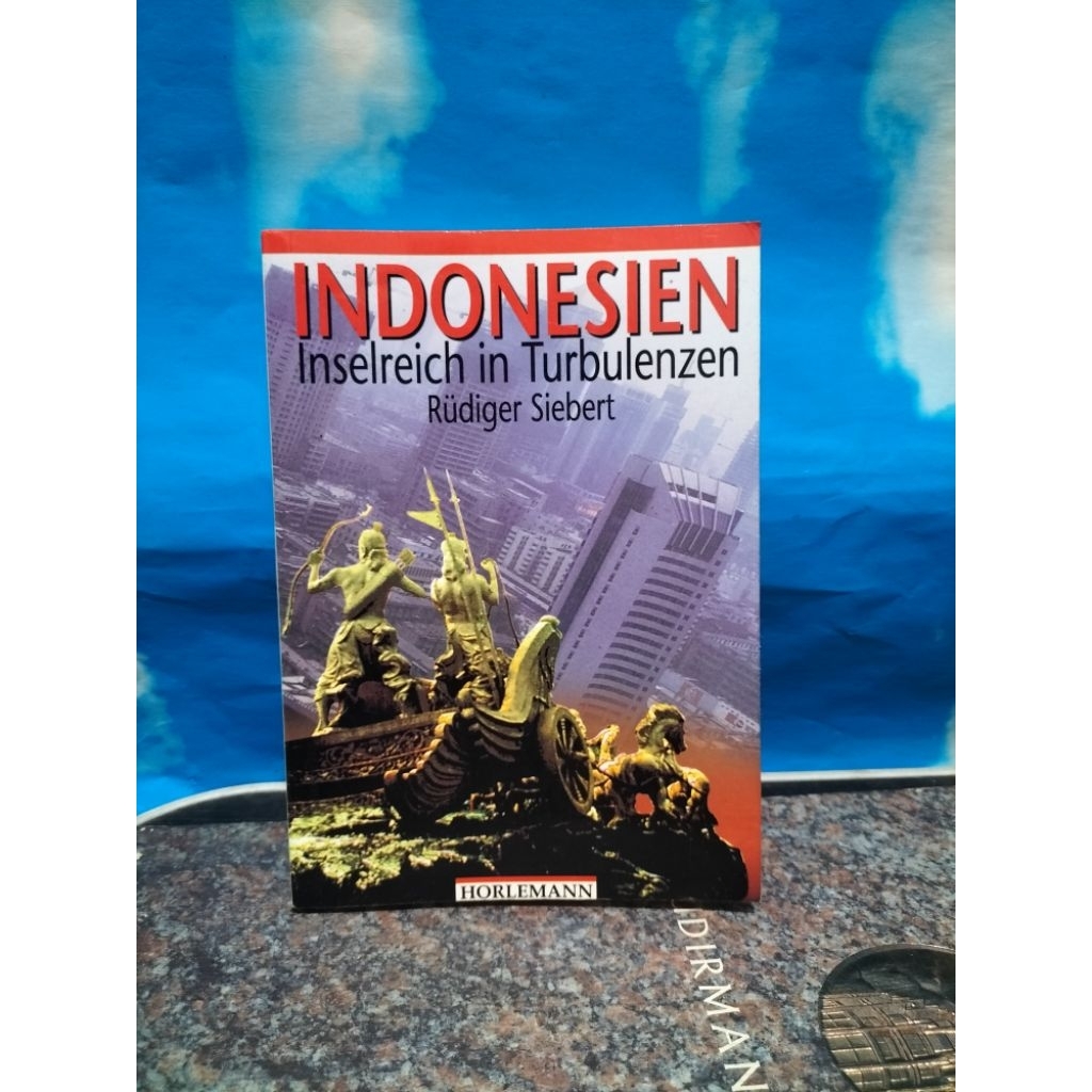 หนังสือภาษาอังกฤษที่ใช้ร่วมกันใน TURBULENZEN โดย RUDIGER SIEBERT