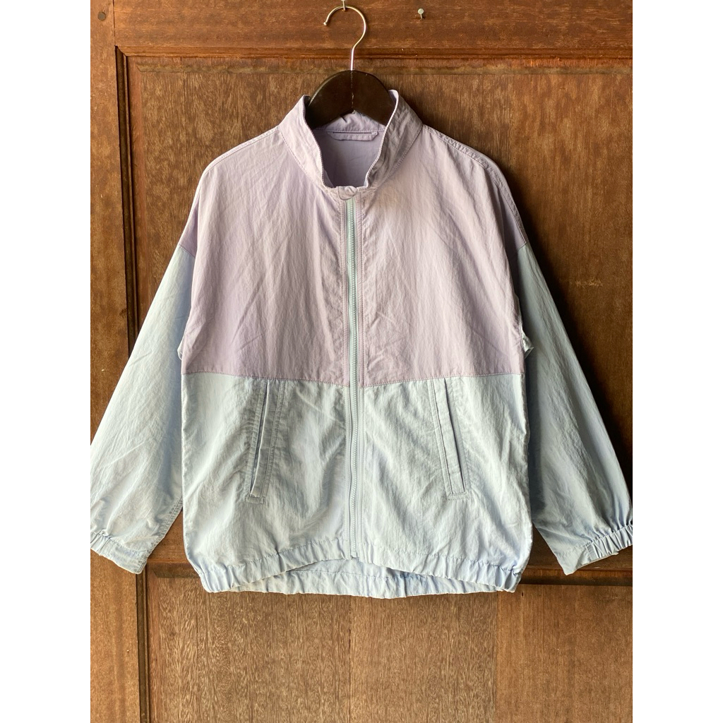 PRELOVED PL เสื้อวิ่ง พาสเทล สองสี เด็ก แบรนด์ GU ไซส์ 130