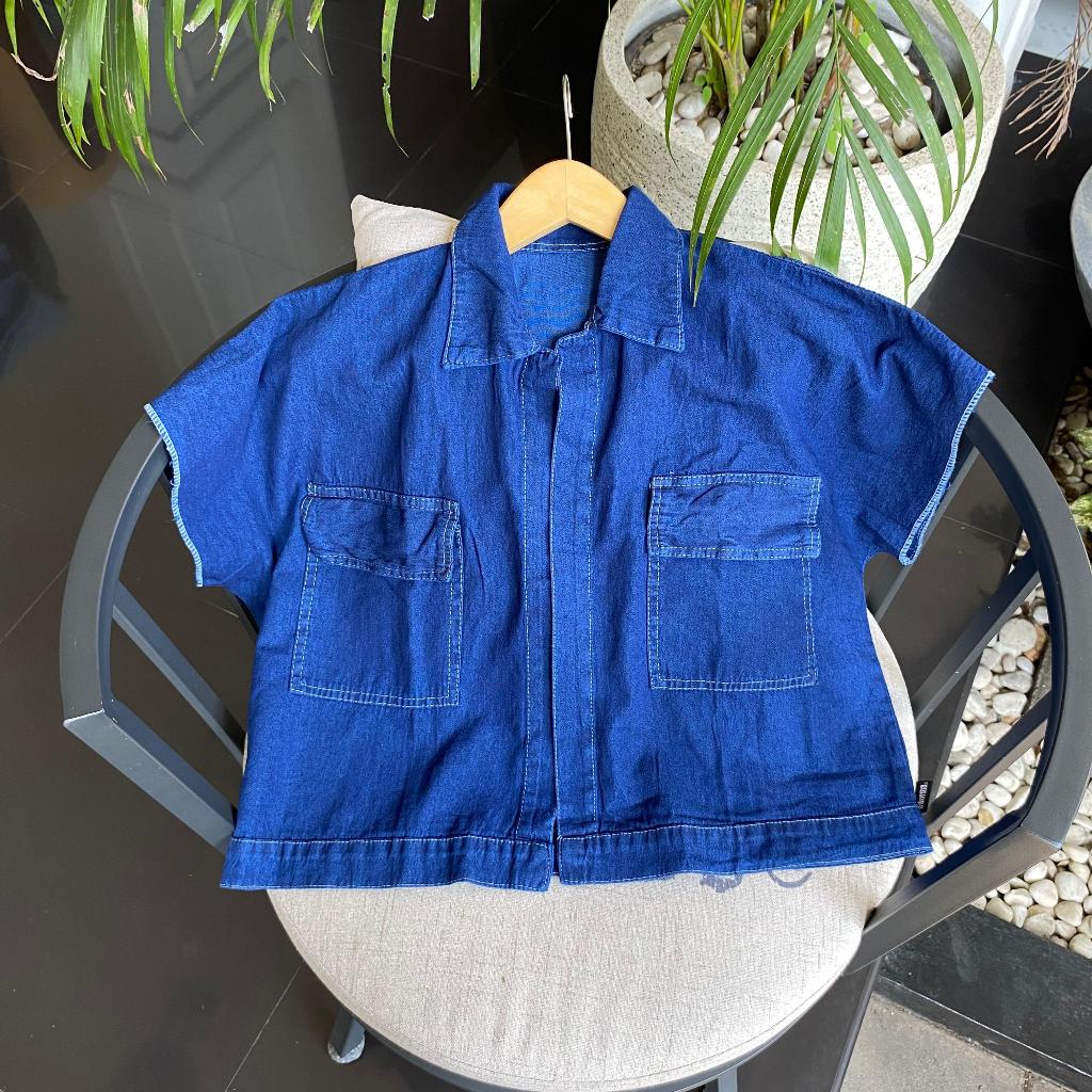 Jisso.clo / CASANDRA OVERSIZE DENIM VEST / ผู้หญิง DENIM OUTER / กางเกงยีนส์ผู้หญิง VEST JACKET