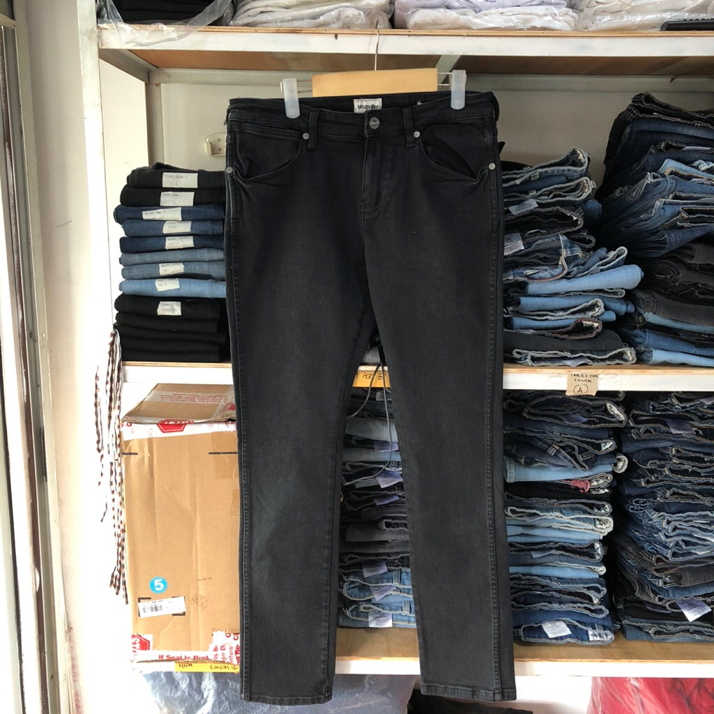 WRGR VEGAS SM7BC02P20 GRADE C JEANS READ DESCRIPTION