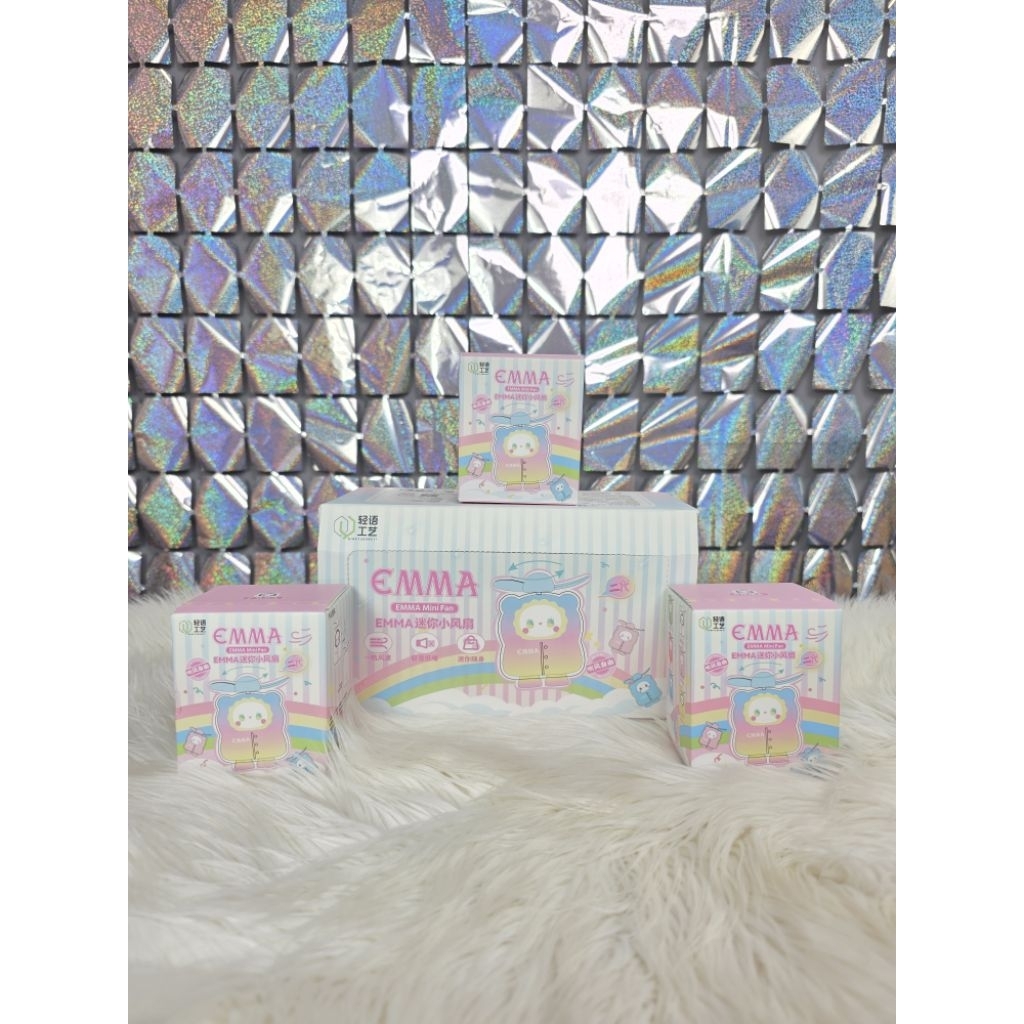 Emma Fan Blindbox - กระเป๋าแต่งหน้า