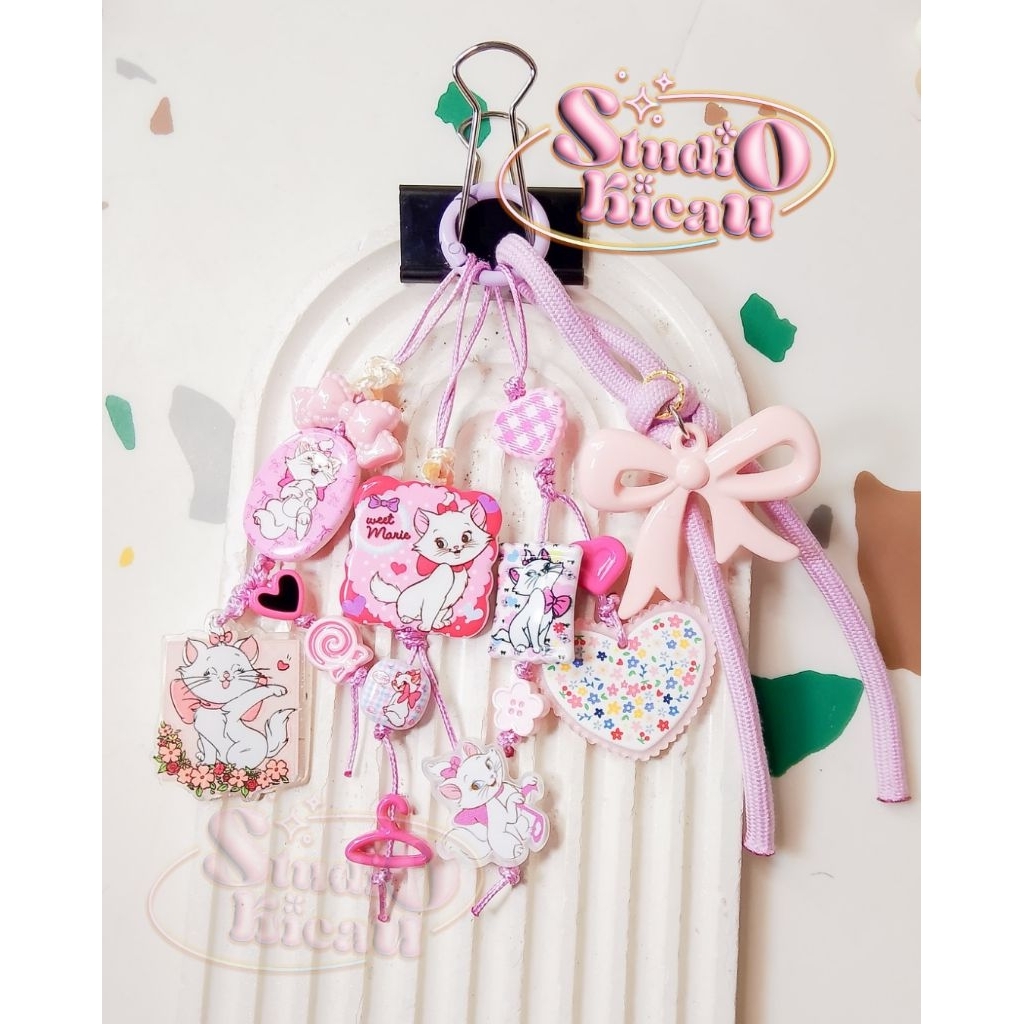 Marie Cat Bagcharm Free Mika