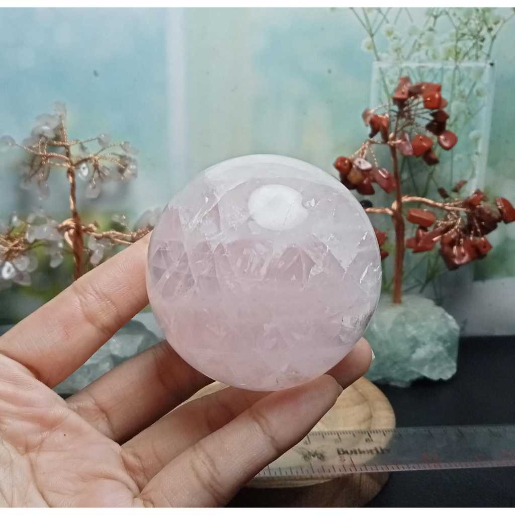 Natural Rose Quartz Sphere มาดากัสการ์ TOP GRADES (10)