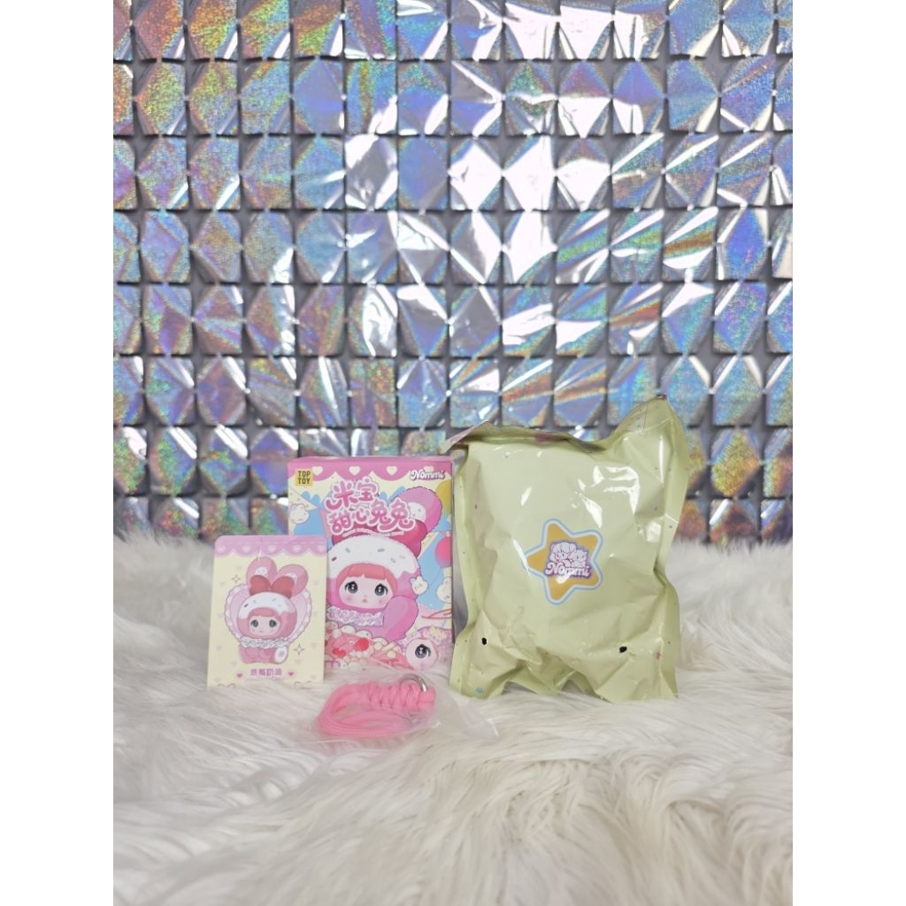 Nommi V8 "สีชมพู" - Make Up Pouch