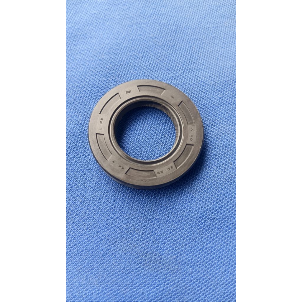 ซีลเพลาข้อเหวี่ยงซ้าย satria 2 t rc a 100 25 44 7 ars