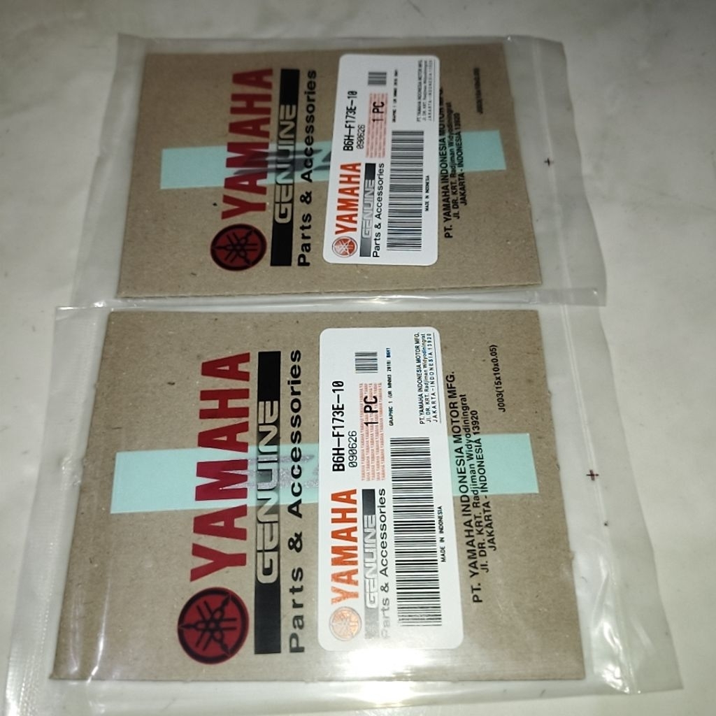 สติ๊กเกอร์ 155 2 ชิ้น Yamaha new NMAX 155 Original YGP B6H-F173E-10