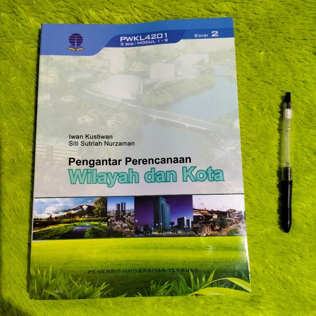 หนังสือต้นฉบับเบื้องต้นเพื่อ REGION และ CITY PLANNING ฉบับ 2ND