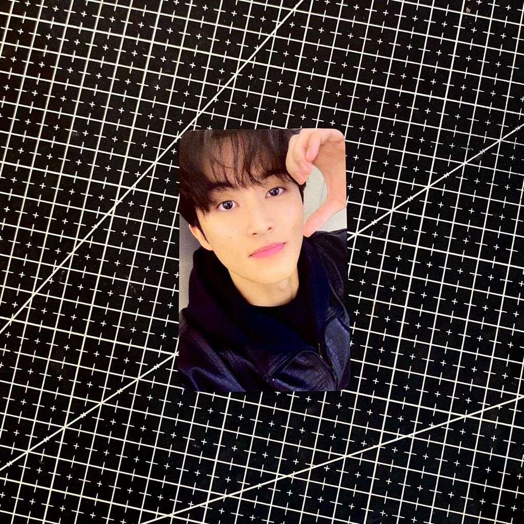 ภาพถ่ายอย่างเป็นทางการ NCT DREAM MARK LEE BEAT IT UP BIU FANSIGN VIDEO CALL EVENT