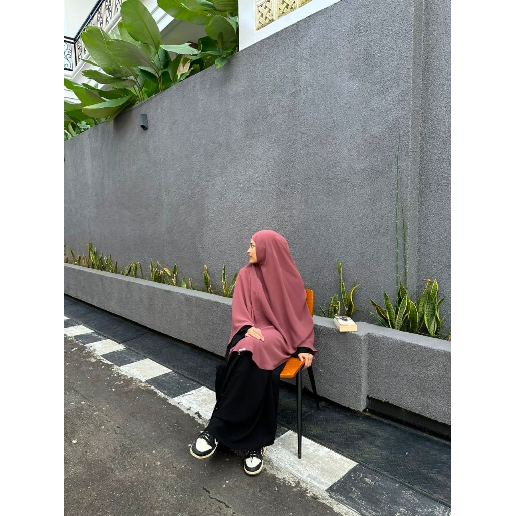 Bergo และ Khimar Magnolia Matt Mina Anti UV By Auna Simply