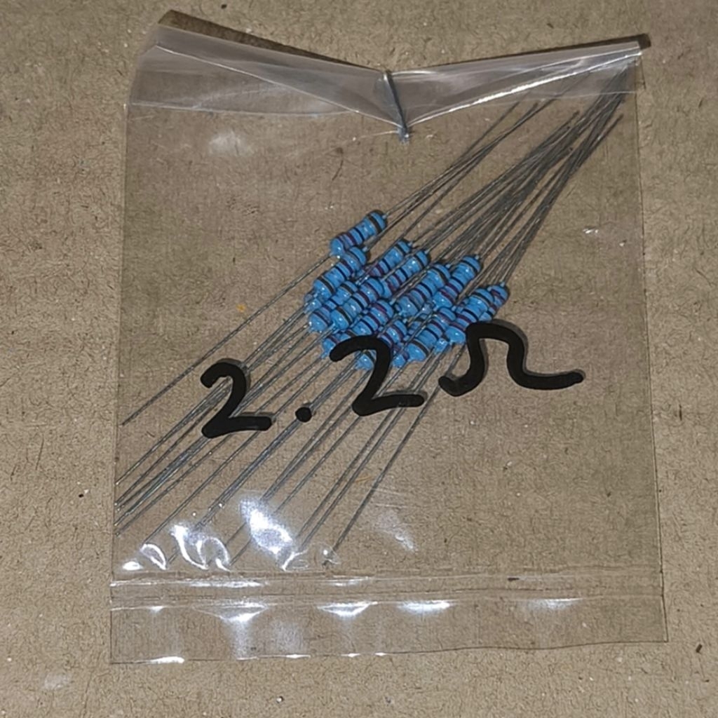 R 2.2 Ohm 0.25W 1 เปอร์เซ็นต์ตัวต้านทานฟิล์มโลหะ 2.2Ohm 2R2 Ohm MetalFilm 0.25 วัตต์ 20 ชิ้น