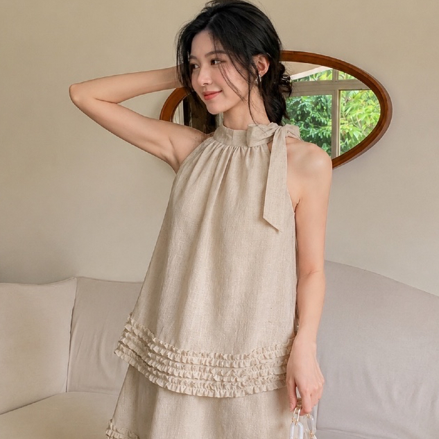 TIRA 86002 HALTER RIBBON RUFFLE TOP RUFFLE BKK