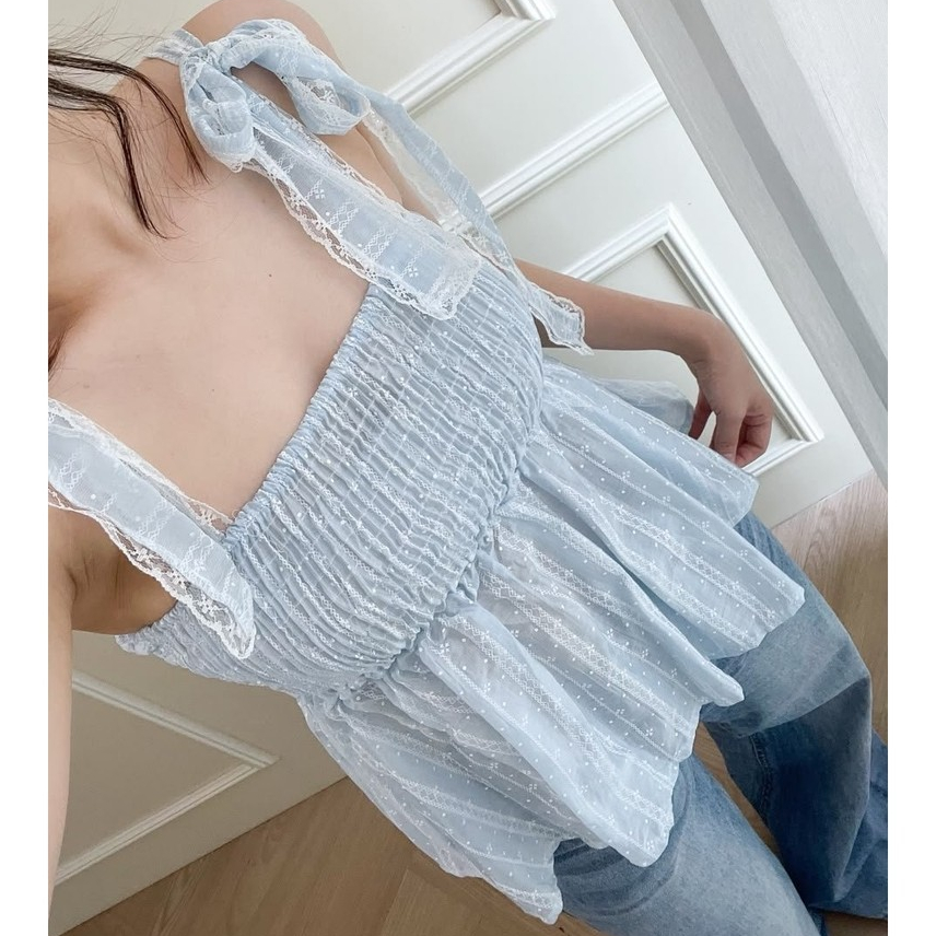 Chicchoc.id - เสื้อ Lara