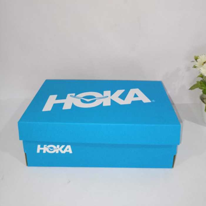 INNER_BOX_BIG HOKA SHOES