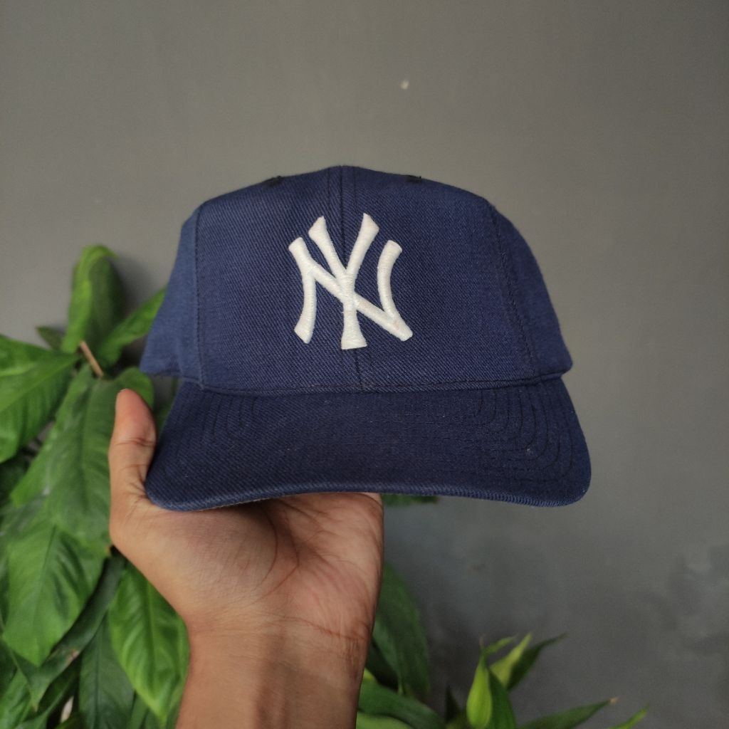 หมวกวินเทจ MLBNY L0G0 ATHLET1C WOOL