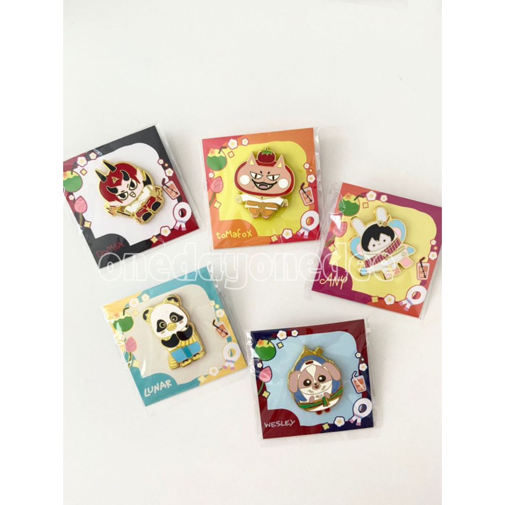 FANDOM CHARACTER PIN GMM | หน้ากาก GMMTV | สินค้าอย่างเป็นทางการ GMMTV | GMMTV MASCOT | SAMRUAY LUNA