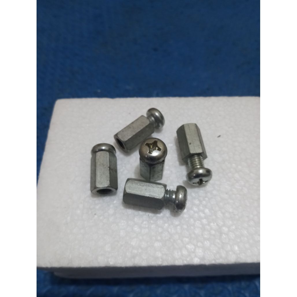 Tubeless Rim Nuts และสลักเกลียวสําหรับ Vespa Milano PX Excel Sprint VRossi GScooter SIP Classic