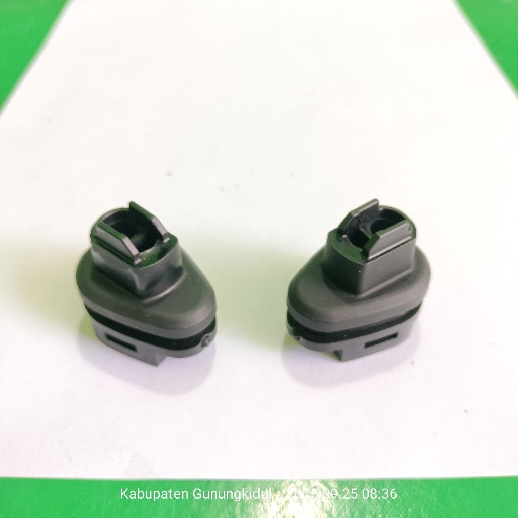 ยางผู้ถือโคมไฟไฟเลี้ยวหน้า 2PCS Yamaha R15 R25 MT15 MT25 XSR TMAX LED ยางไฟเลี้ยว