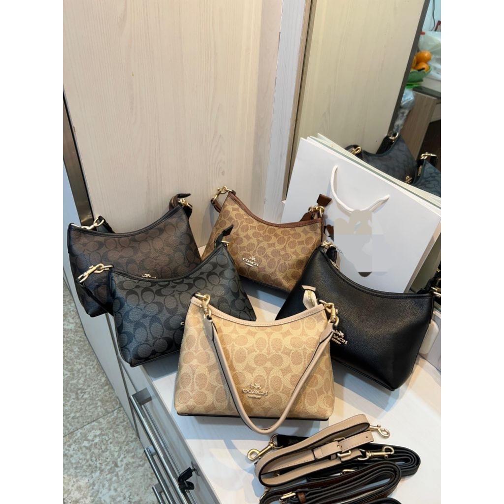 กระเป๋าสะพายข้างผู้หญิง - CO**CA LAURE 8453-2 พร้อมถุงกระดาษ