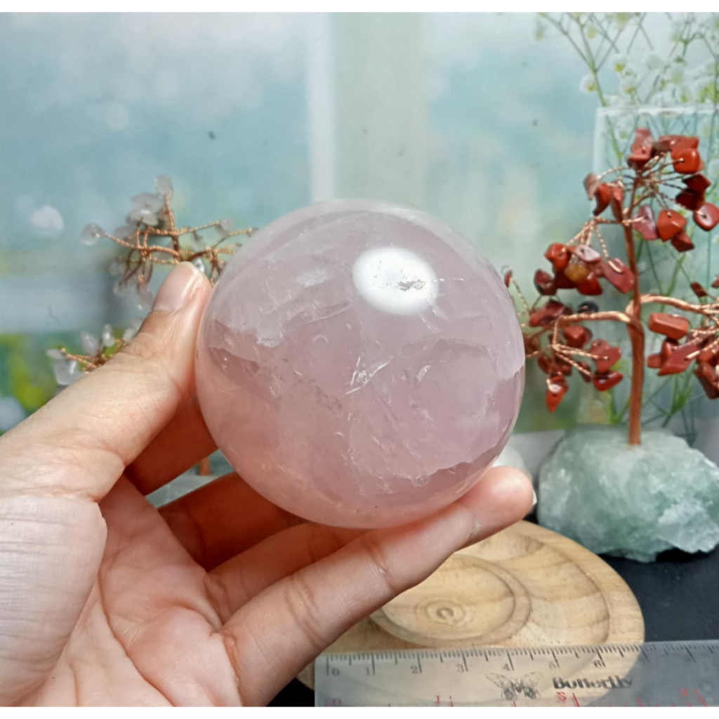 Natural Rose Quartz Sphere มาดากัสการ์ TOP GRADES (7)