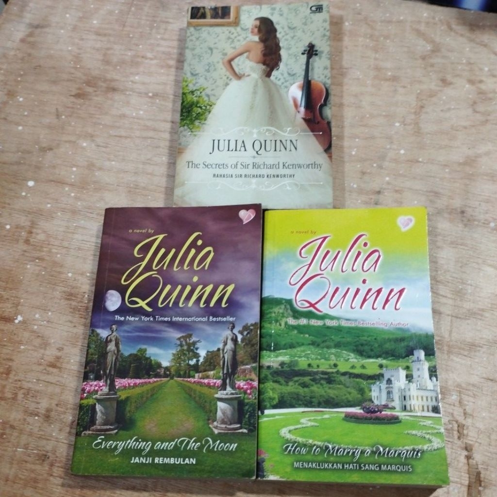 หนังสือนวนิยาย Julia Quinn ของประวัติศาสตร์ Romance ดั้งเดิม