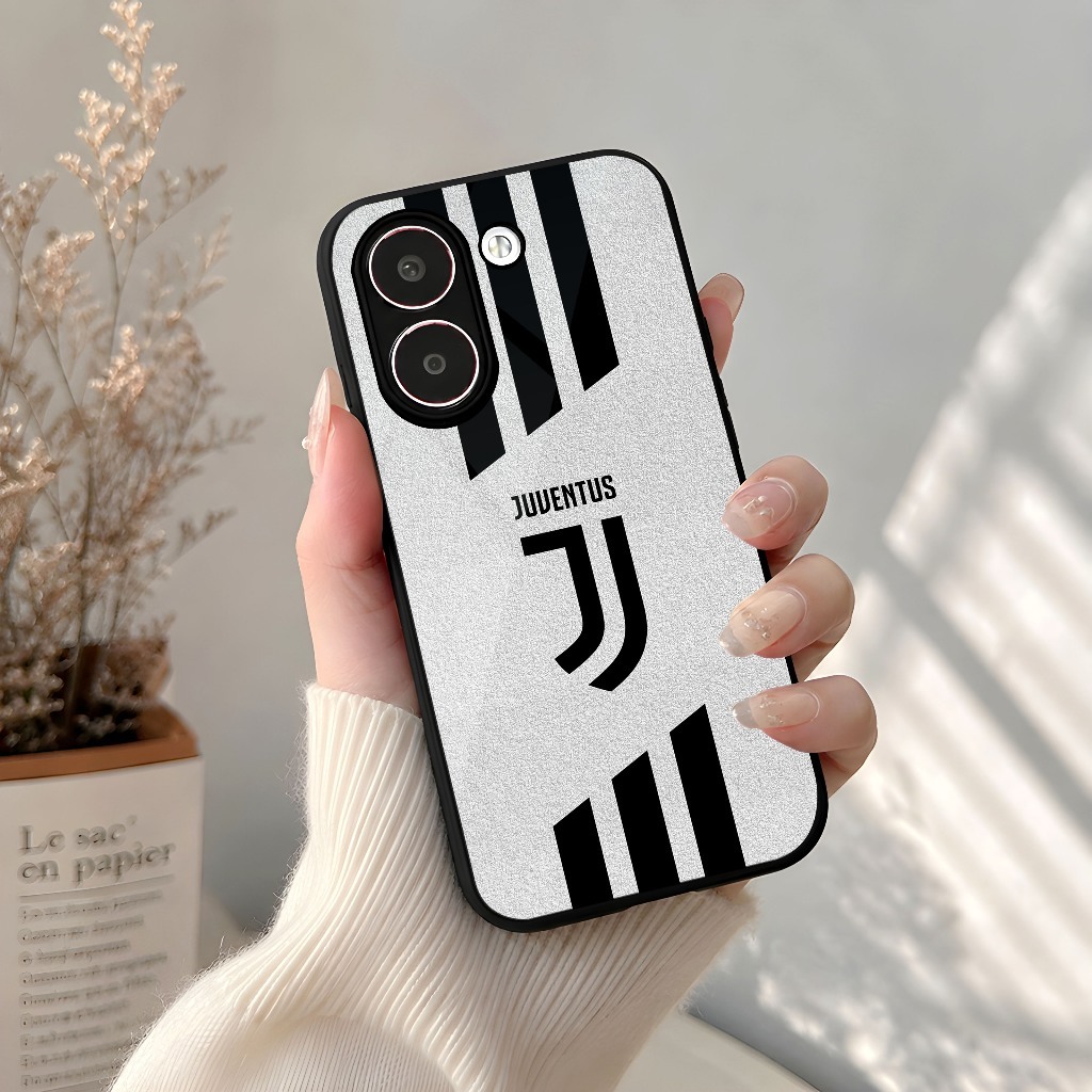 GT46 Case Xiaomi POCO X8 Pro / POCO X8 PRO MAX วัสดุ FootBall เคลือบเงาล่าสุด – ดูเงา จับสบายและหรูห