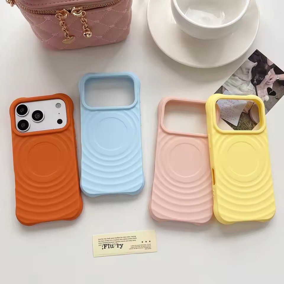 IPhone 17 17 Pro 17 Pro Max Ripple Silicone MagSafe Magnetic Premium Wireless Charging Case