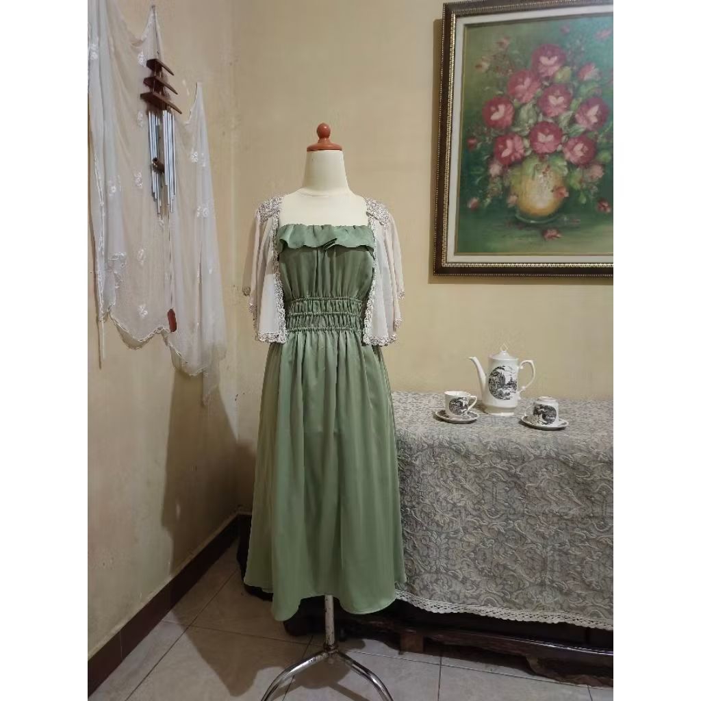 URBAN REVIVO x apres journey Japan Brand - Smock Mori Kei Vintage Cottage Fairy Satin Ruffle Dress